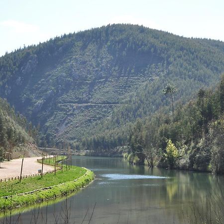 פיגרו דוס ויניוס Hotel Rural Solar Das Freiras מראה חיצוני תמונה